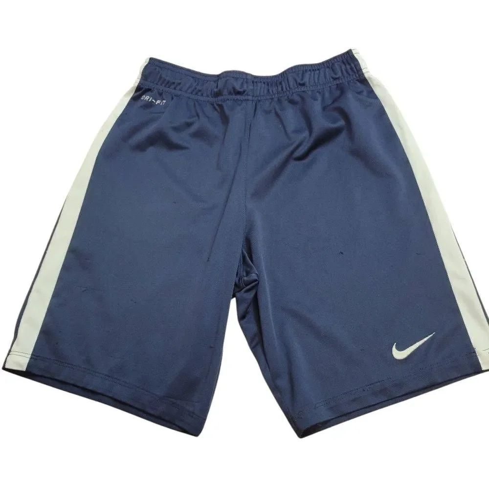 Nike shorts S